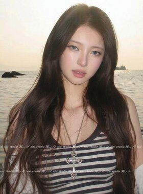 甜酷复古银色十字架吊坠项链配饰