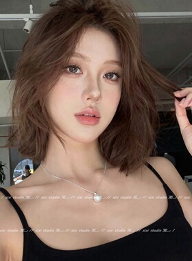 白色珍珠项链颈链挂脖配饰锁骨链