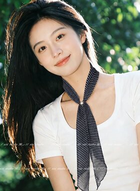 韩系高级感灰色条纹串珠丝巾项链