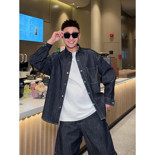 春夏新款男士牛仔套装男时尚纽扣长袖衬衫卷边弯刀裤运动休闲套装 - 图0