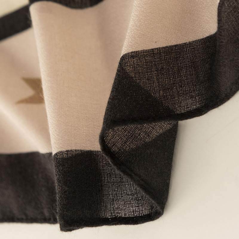  企货居围巾/丝巾/披肩