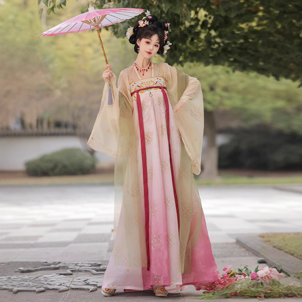 Original Hanfu female flower has a date made by Tang Dynasty