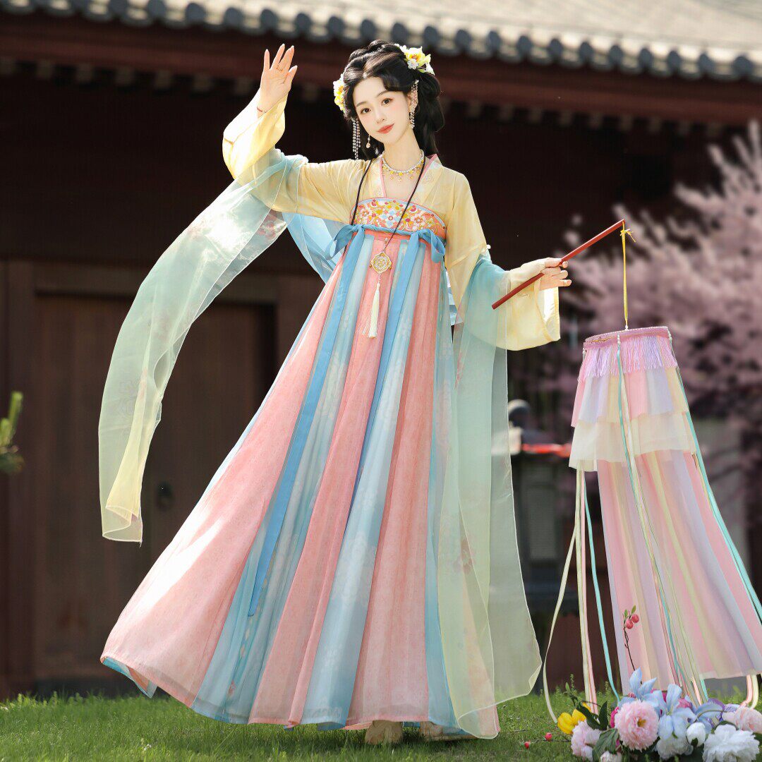 Yunxiu Tang-made chest-length improved dress