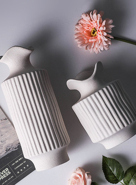 欧式陶瓷花瓶简约家居装饰品摆件白色轻奢创意插花北欧定制