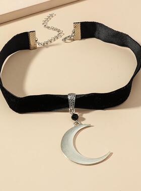 日韩时尚复古暗黑月亮吊坠锁骨链欧美新款黑色尼龙短款choker项链