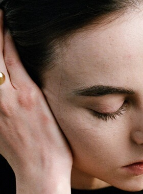 个性简约小众不规则凹面弧度开口指环ins高级感时尚通勤必入戒指