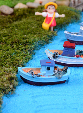 微景观小饰品创意手工小船摆件树脂迷你小艇海边场景沙滩渔船装饰