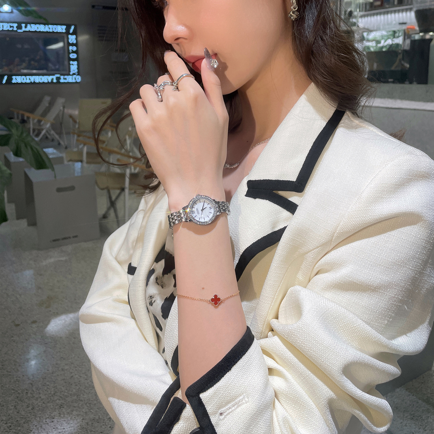 女士小众小巧精致法国女款爆款女表 迪洛希国产腕表