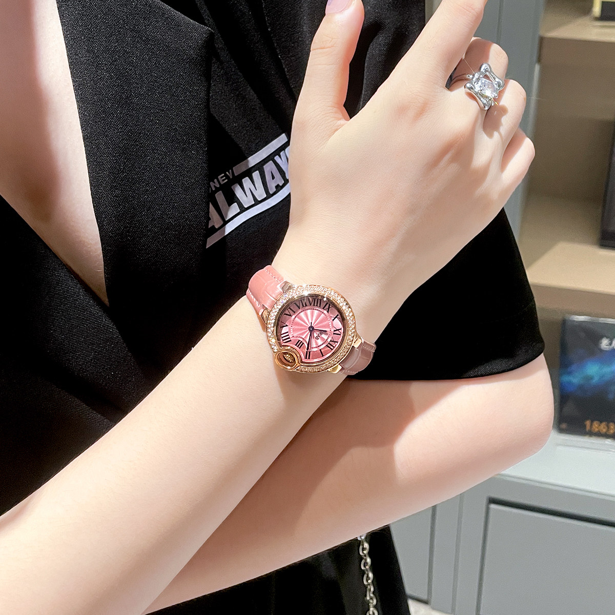 气球女轻奢小众蓝十大名牌正品女表 迪洛希国产腕表