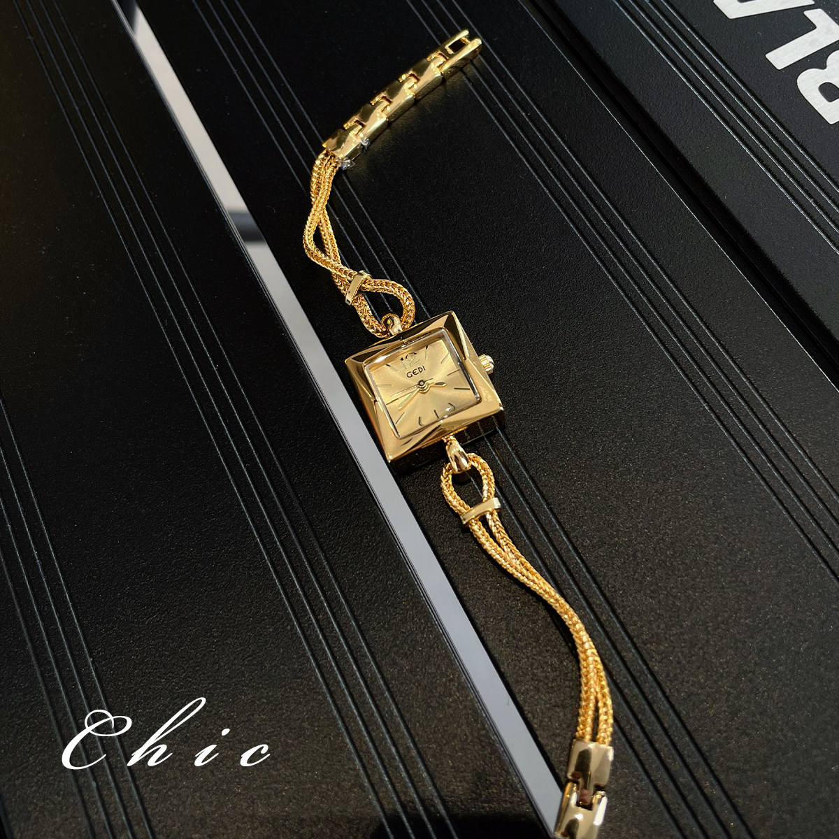 手链式小巧精致轻奢小众女士小方表 迪洛希国产腕表