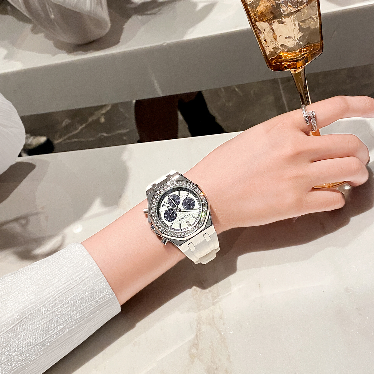 ap皇家橡树女满天星高级感机械表 迪洛希国产腕表