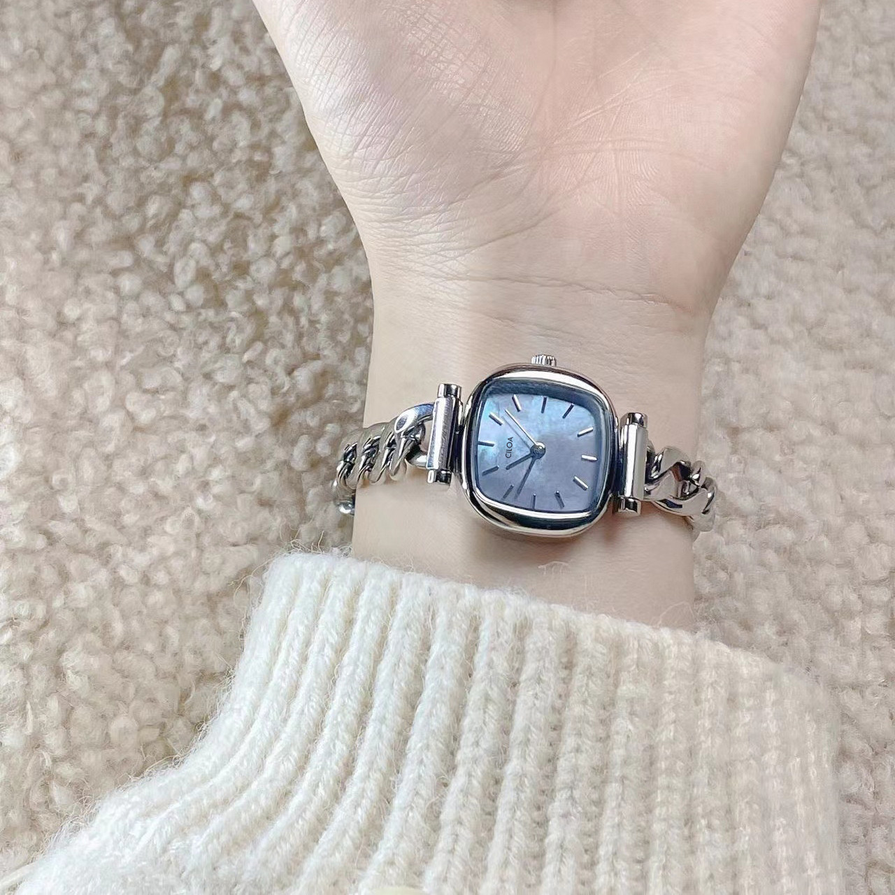 法国小众女轻奢女款学生瑞士小方表 迪洛希国产腕表