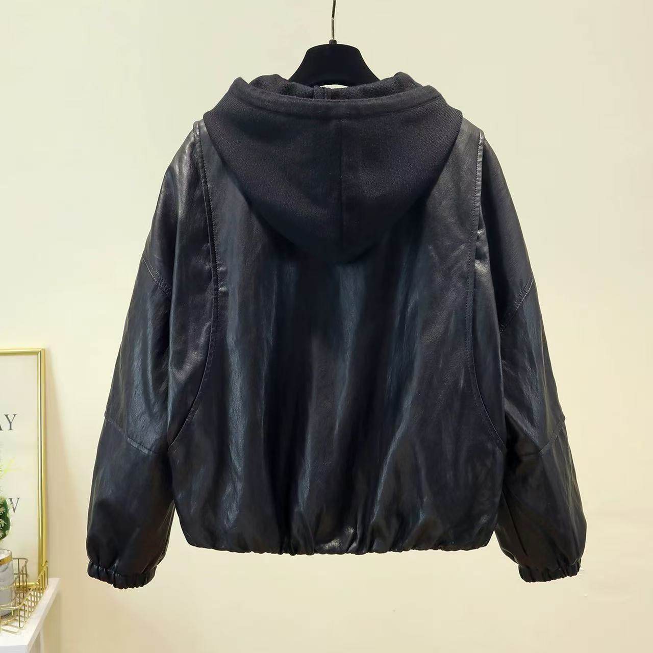 带帽加绒皮衣女士秋冬装新款时尚加厚宽松保暖机车服夹克短款外套,淘宝优惠券,粉丝福利购,淘宝优惠卷