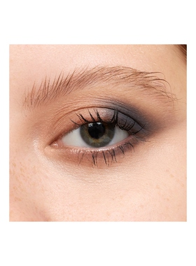 Neen PRETTY SHADY PRESSED PIGMENT 眼影REVOLVE小众新