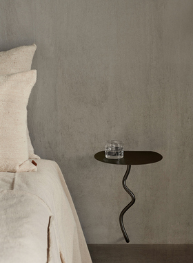 Ferm Living CURVATURE 桌子  黑色 秋冬新品REVOLVE