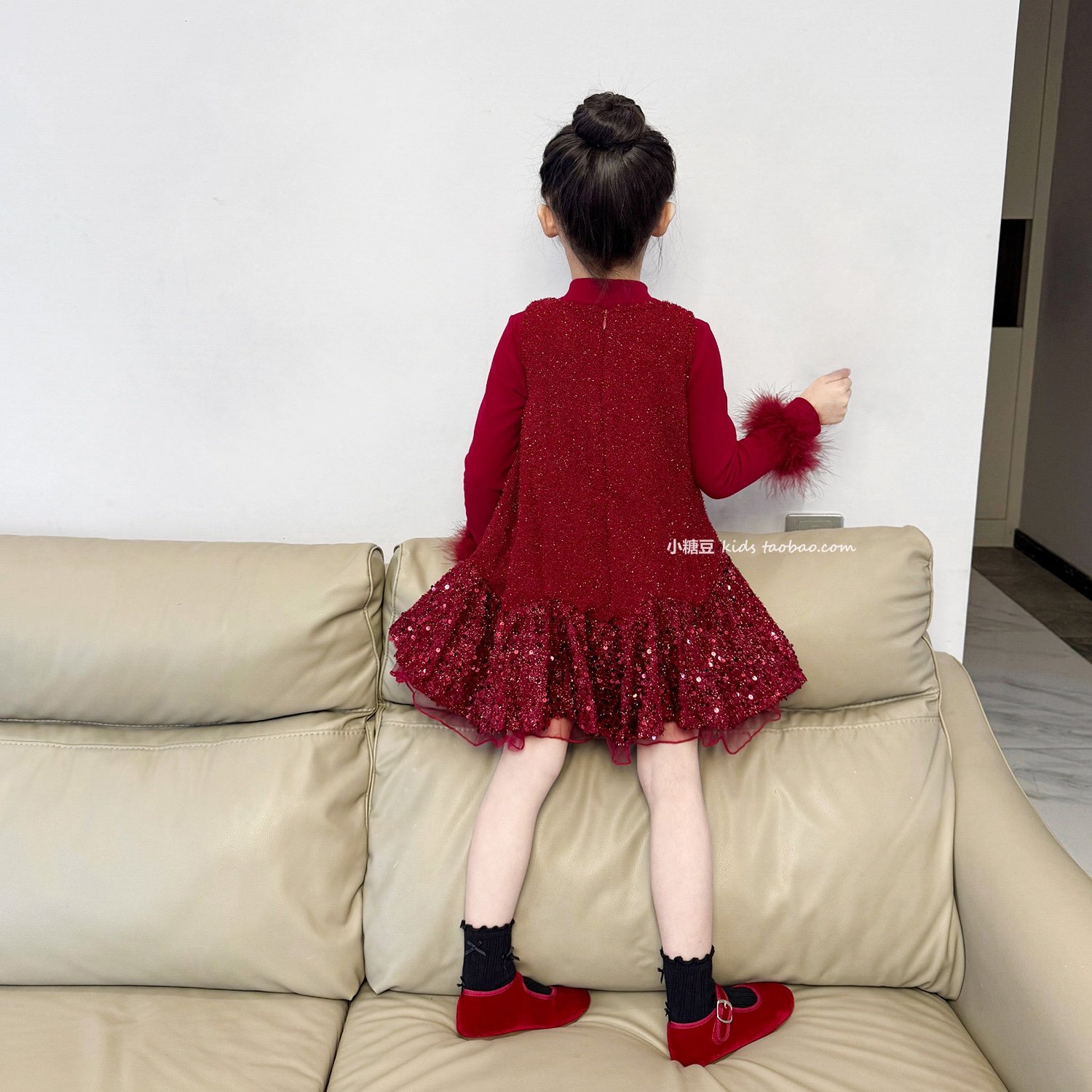 女童红色小香风亮片加绒背心裙2025冬季新款女孩圣诞公主裙连衣裙,淘宝优惠券,粉丝福利购,淘宝优惠卷