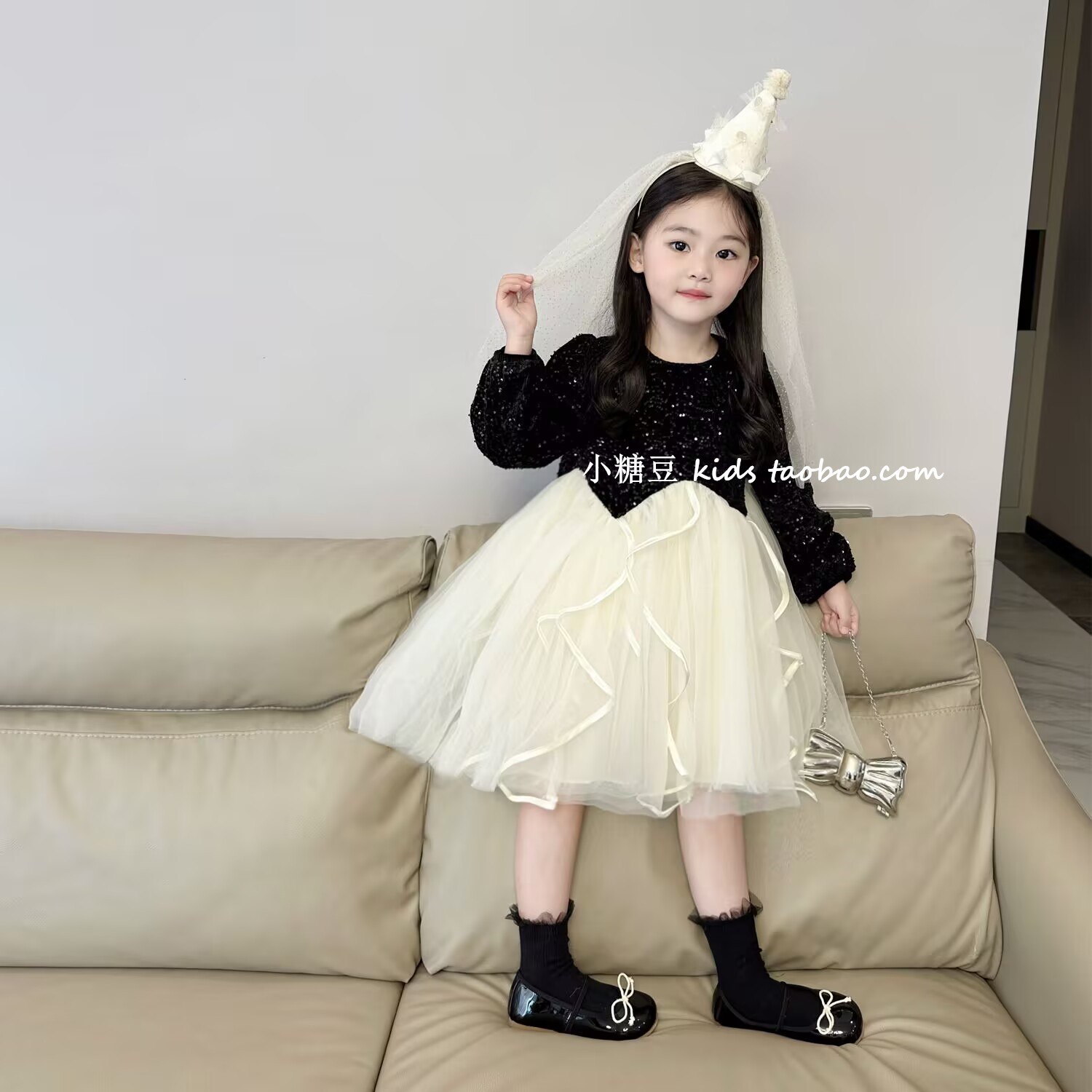 女童丝绒亮片网纱连衣裙2025秋冬新款女宝宝赫本风纱裙加绒公主裙,淘宝优惠券,粉丝福利购,淘宝优惠卷