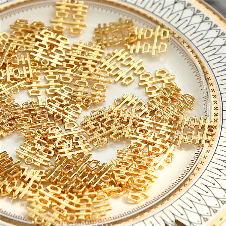 创意喜糖盒喜字伴手礼金属质感吊坠配件婚礼糖果盒高档挂件装饰,淘宝优惠券,粉丝福利购,淘宝优惠卷