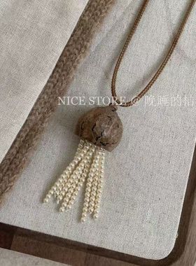 晚睡的桔梗「深底」水母珍珠长款抽拉绳毛衣链轻奢设计感项链配饰