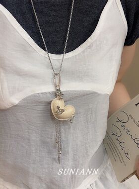 甜酷小众爱心土星吊坠长款项链女高级感气质毛衣链2025年新款爆款