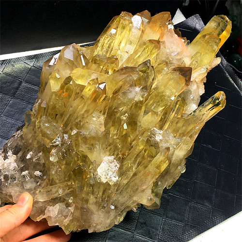 黄水晶　原石　石柱 天然黄水晶簇原石原矿标本黄色茶晶彩虹柱手链消磁家居装饰品摆件_虎窝淘
