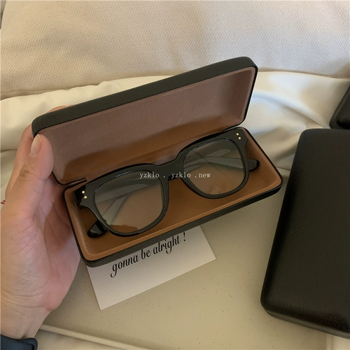 Матовые универсальные ретро черные солнцезащитные очки подходит для мужчин и женщин на солнечной энергии, коробка для хранения, изысканный стиль