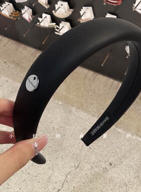 韩系极简高级黑色PU皮头箍金属标宽边显脸小通勤发饰头饰百搭发箍