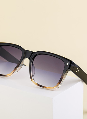 普适性时尚米钉太阳镜个性防晒防紫外线墨镜女潮欧美不挑人INS