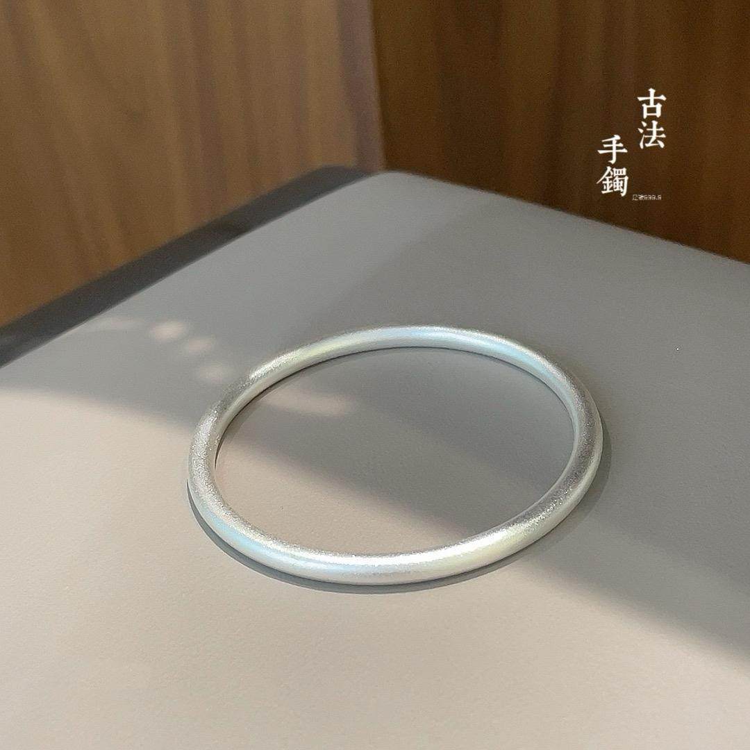 尚银轩shangyinxuan 足银999简约素雅古法工艺圆条银手镯闭口,淘宝优惠券,粉丝福利购,淘宝优惠卷