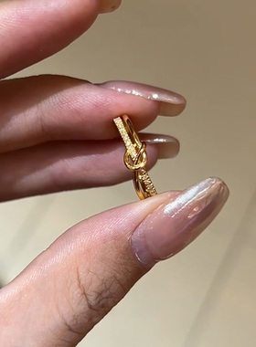 中古爆闪镶钻金色双环绳结戒指女