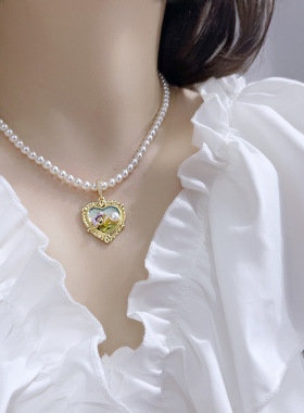 莫奈花园油画风淡水珍珠瓜子扣吊坠鱼尾挂坠女轻奢小众时尚随形