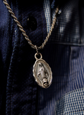 GALCIA日本手工浮雕银牌做旧吊坠