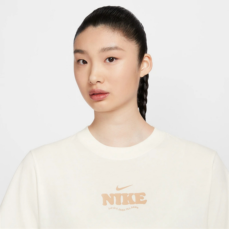 NIKE耐克t恤女2024夏季运动休闲后背图案宽松纯棉短袖 HF6180-133-图1