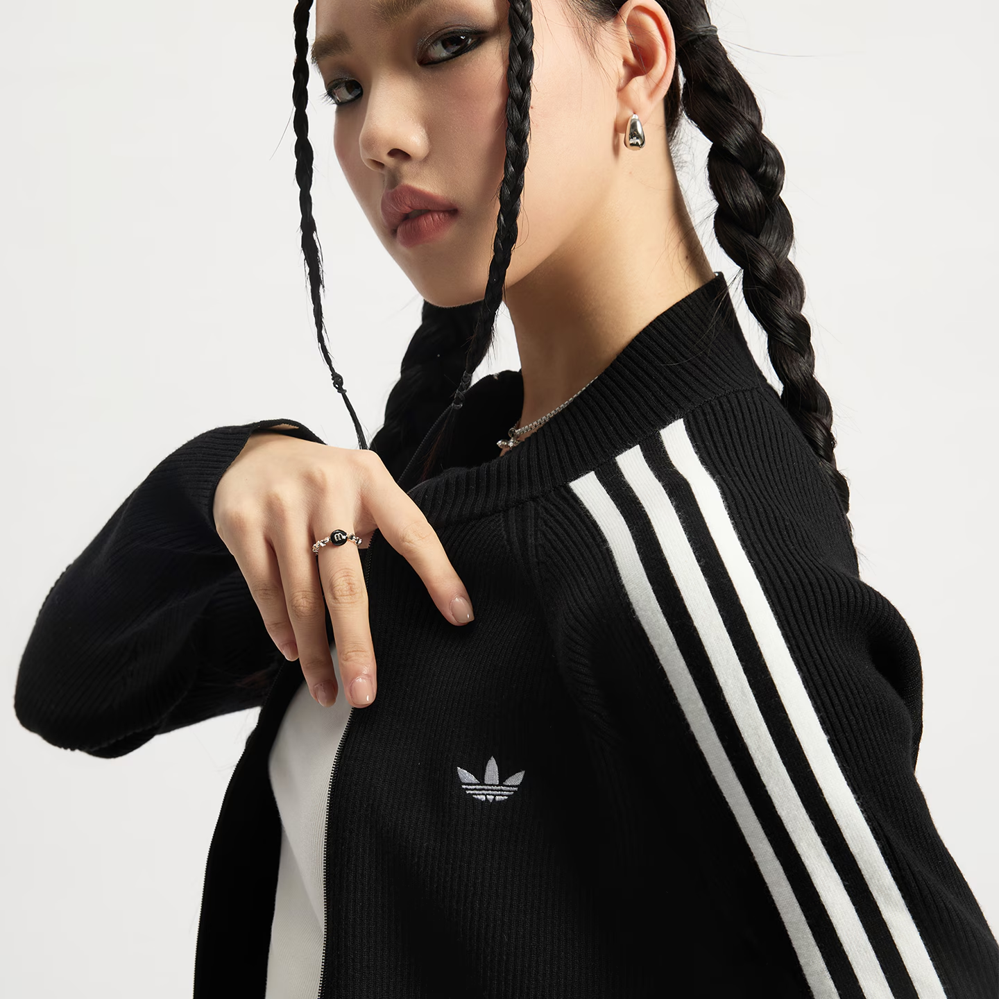 adidas阿迪达斯秋季新款三叶草女子修身拉链舒适针织外套 JY2597,淘宝优惠券,粉丝福利购,淘宝优惠卷