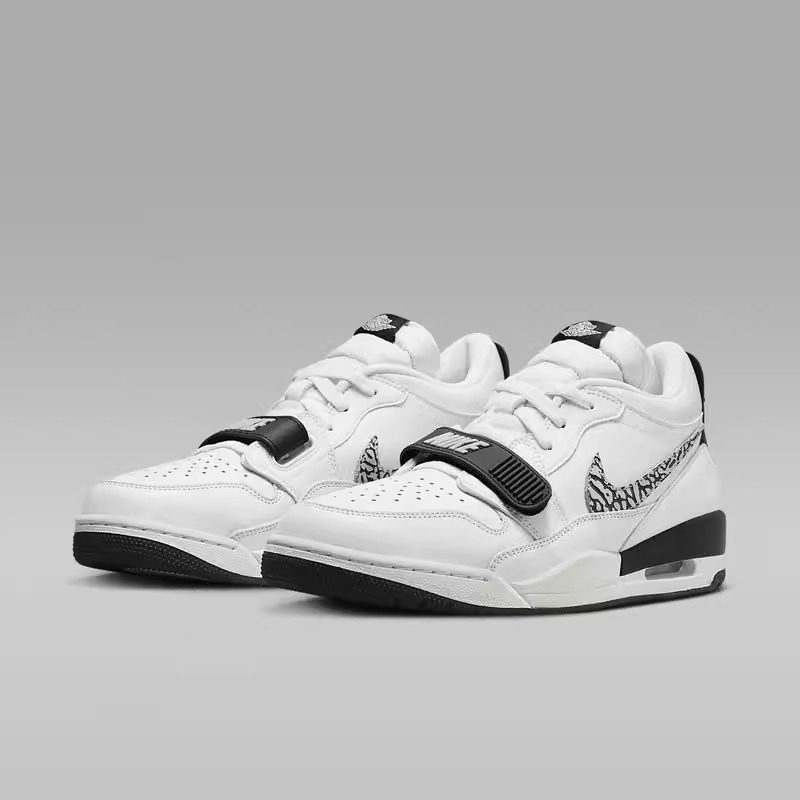  胜道outlets店板鞋/休闲鞋