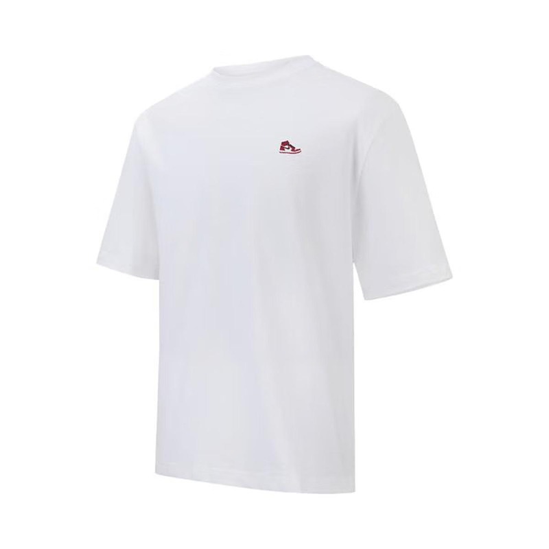 Jordan耐克上衣AJ1芝加哥刺绣贴片男子纯棉短袖白色T恤FN5983-100 - 图3