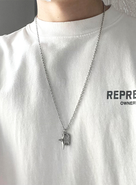 钛钢男女简约个性几何吊坠项链