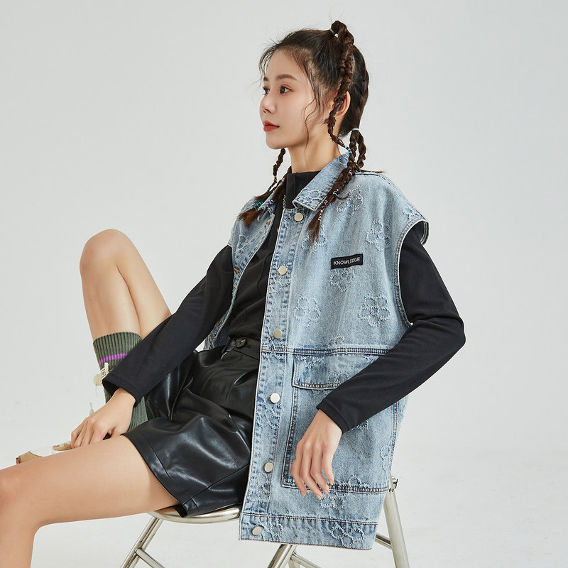 唐狮牛仔外套2022年新款春秋q马甲 唐狮outlets店短外套