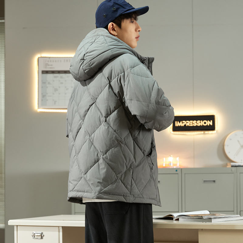  唐狮outlets店羽绒服