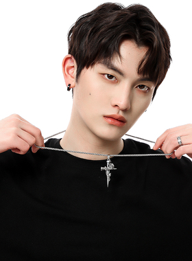 VOYAGE玫瑰十字架项链小众设计感