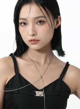 VOYAGE可抽拉长款蛇骨毛衣链项链