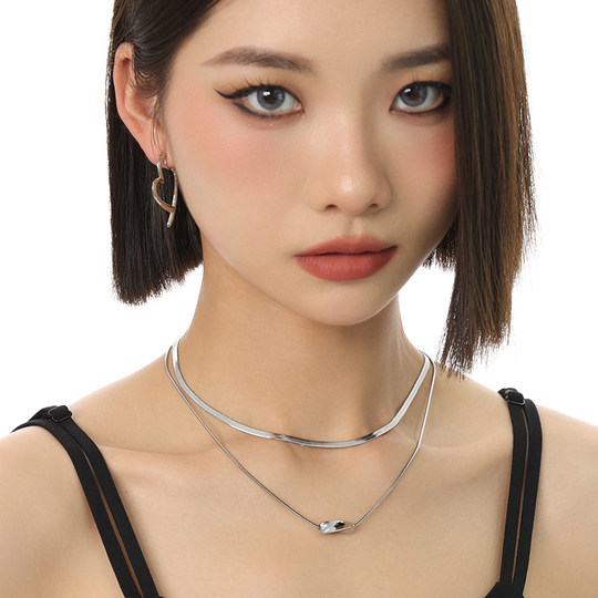 колье VOYAGE с двухслойным дизайном