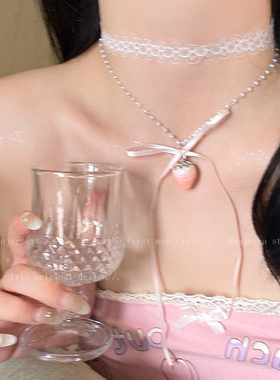 粉色蝴蝶结草莓蕾丝项链女双层
