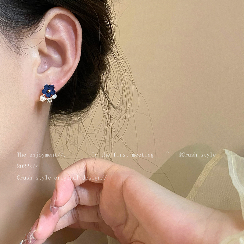 蓝色花朵珍珠耳钉女法式复古耳环2025年新款潮轻奢高级感气质耳饰 - 图2