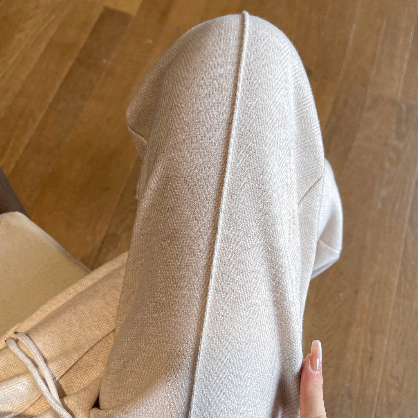 人字纹毛呢阔腿裤女秋冬加绒加厚垂感直筒小个子咖色羊毛糯米裤子,淘宝优惠券,粉丝福利购,淘宝优惠卷