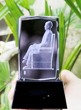 毛主席像象相水晶摆件汽车车载桌面毛泽东伟人头像雕像客厅办公室