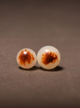 圆珠手串和田玉红皮珠宝玉石