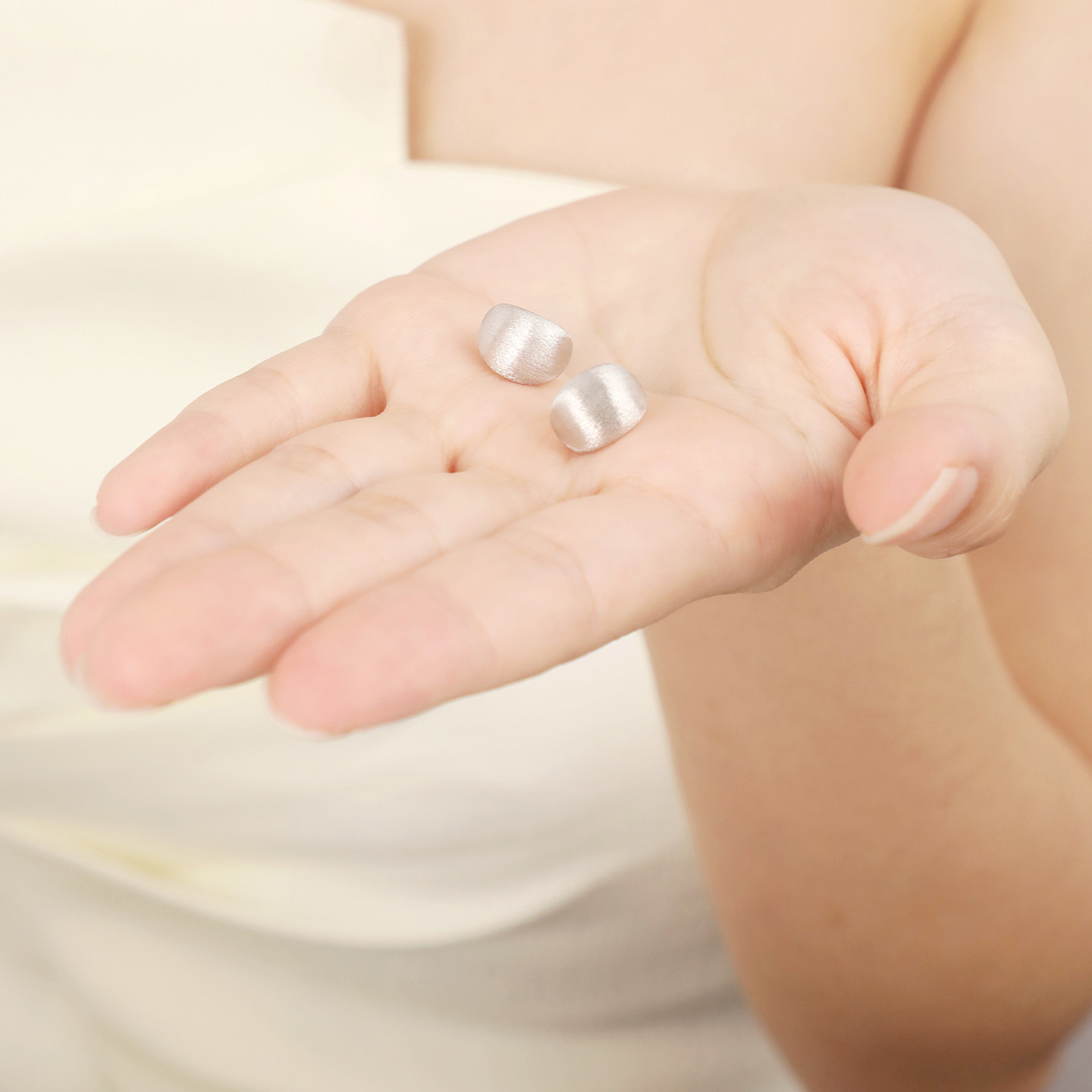 abyb雾感银环925银哑光拉丝耳环简约耳钉小众耳饰礼物,淘宝优惠券,粉丝福利购,淘宝优惠卷