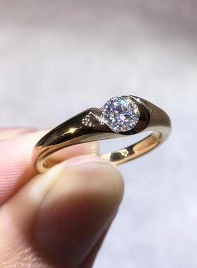 2025新款仿真莫桑石女戒 圆锥形个性显钻款戒指 1克拉时尚婚戒情