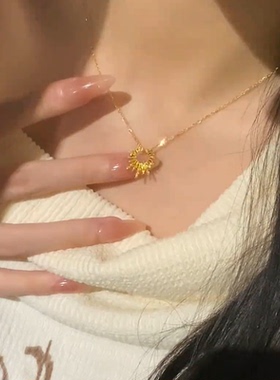 金色太阳花吊坠项链女